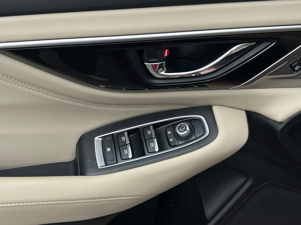 Used 2020 Subaru Legacy Limited image 16