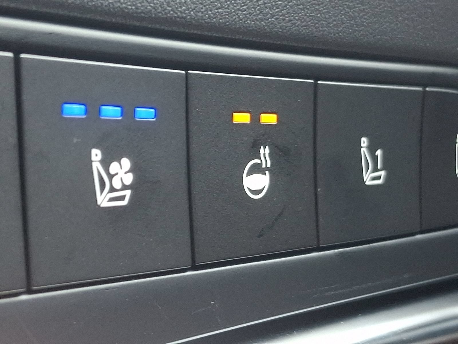 New 2026 Kia K4 GT-Line w/ GT-Line Premium Package FWD image 21
