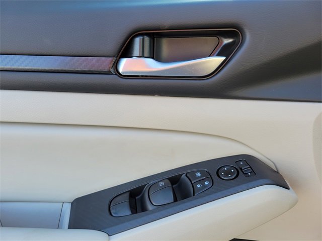 New 2025 Nissan Altima 2.5 SV image 23