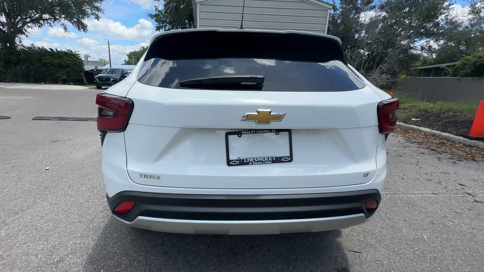 Used 2024 Chevrolet Trax LT w/ Driver Confidence Package FWD image 7