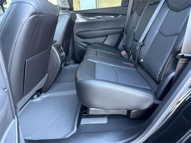 Certified 2022 Cadillac XT5 Premium Luxury w/ LPO, Floor Liner Package image 53