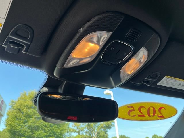 Used 2025 Jeep Compass Limited AWD/4WD image 31