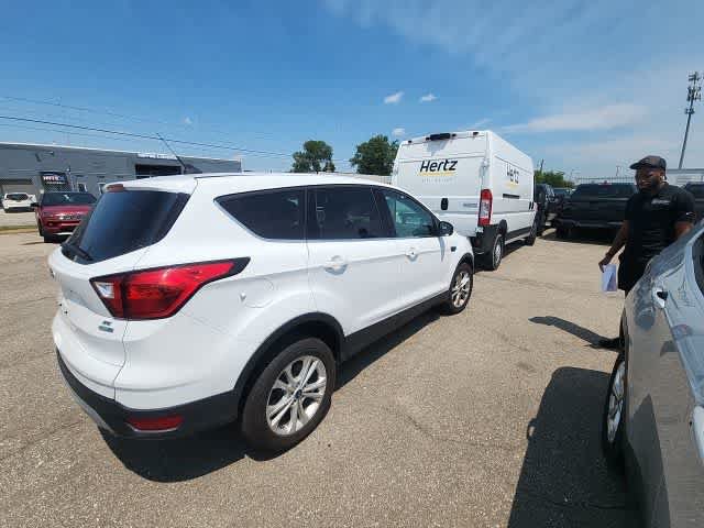 Used 2019 Ford Escape SE AWD/4WD image 10