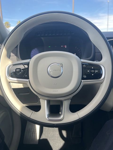 New 2026 Volvo XC90 B6 Ultra w/ Protection Package image 12