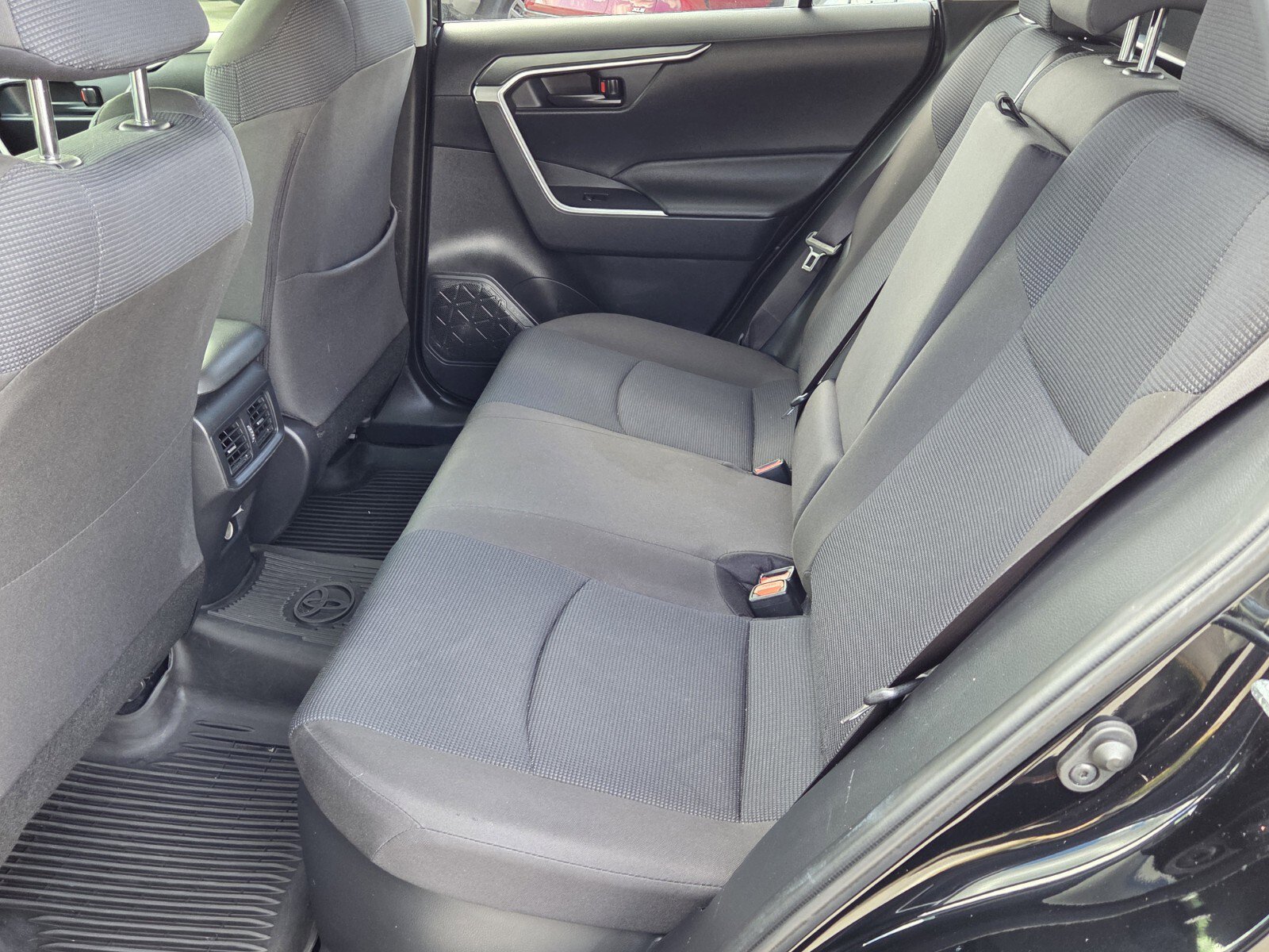 Certified 2024 Toyota RAV4 LE image 5