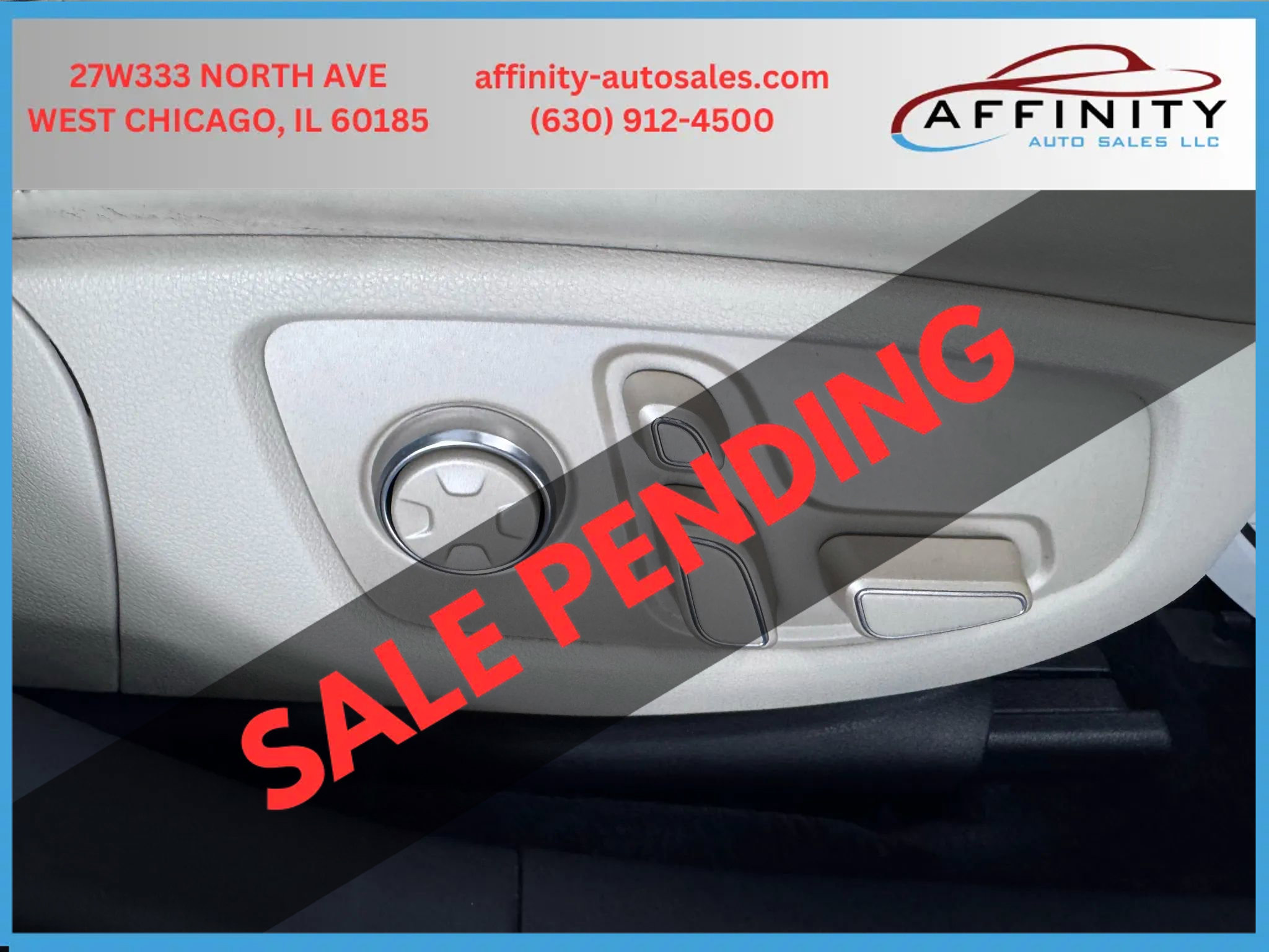 Used 2017 Genesis G90 3.3T Premium image 14