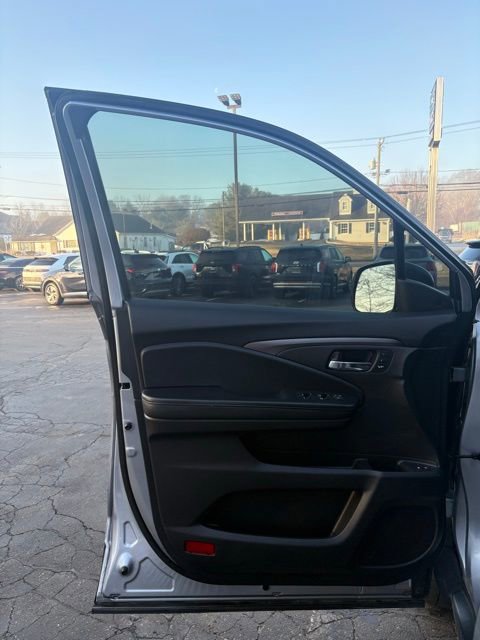 Used 2020 Honda Passport EX-L image 41