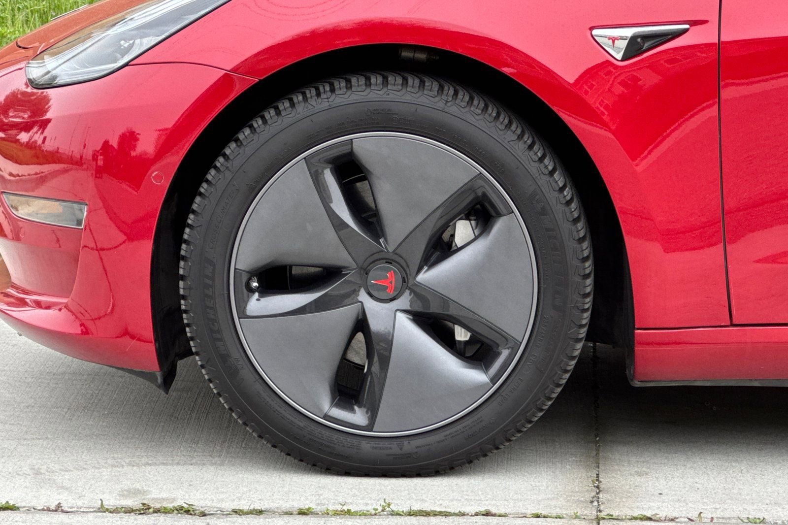 Used 2018 Tesla Model 3 Long Range image 25