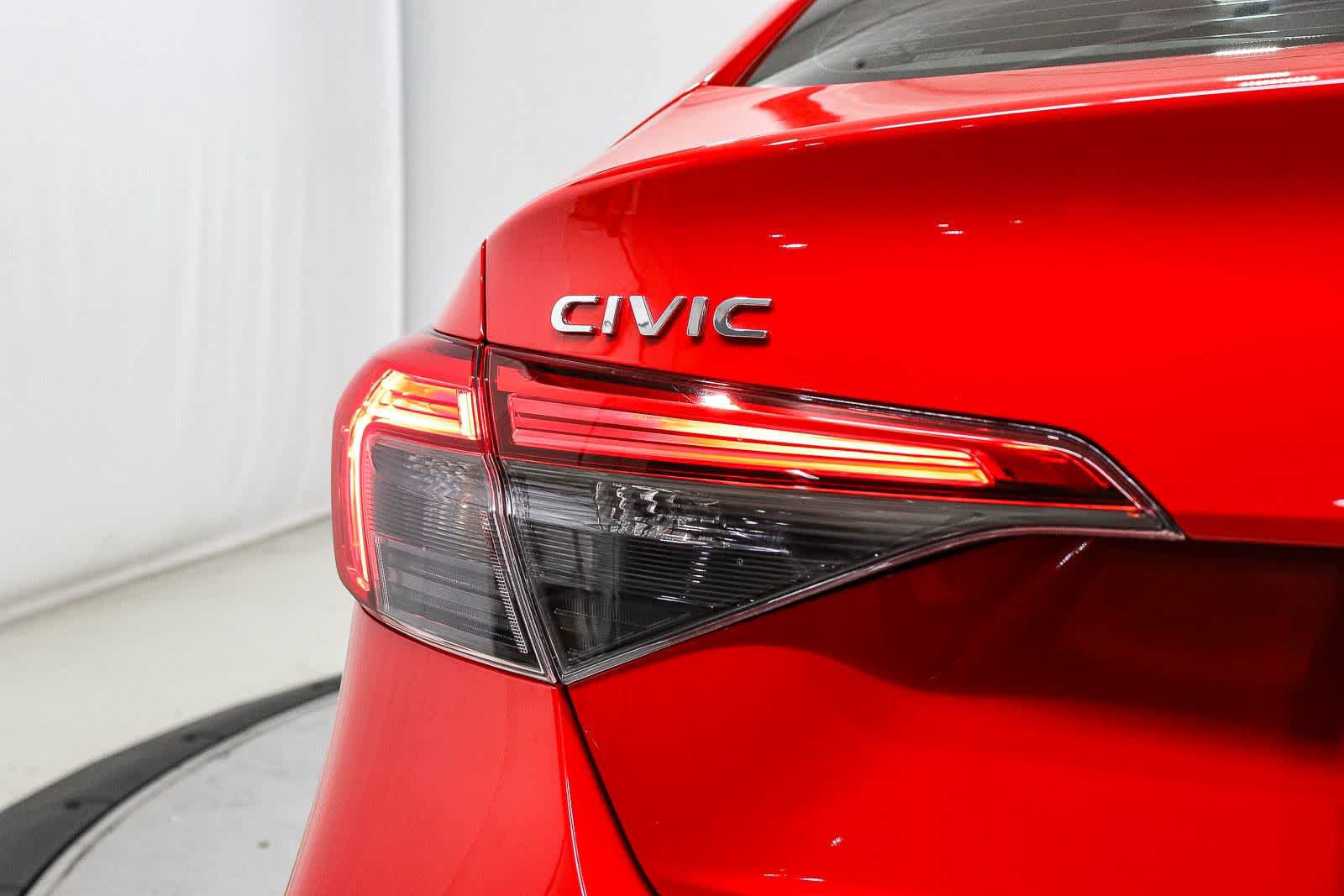 Used 2024 Honda Civic Sport image 11