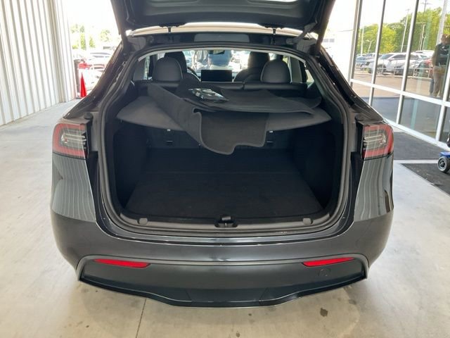 Used 2024 Tesla Model Y Performance AWD/4WD image 17