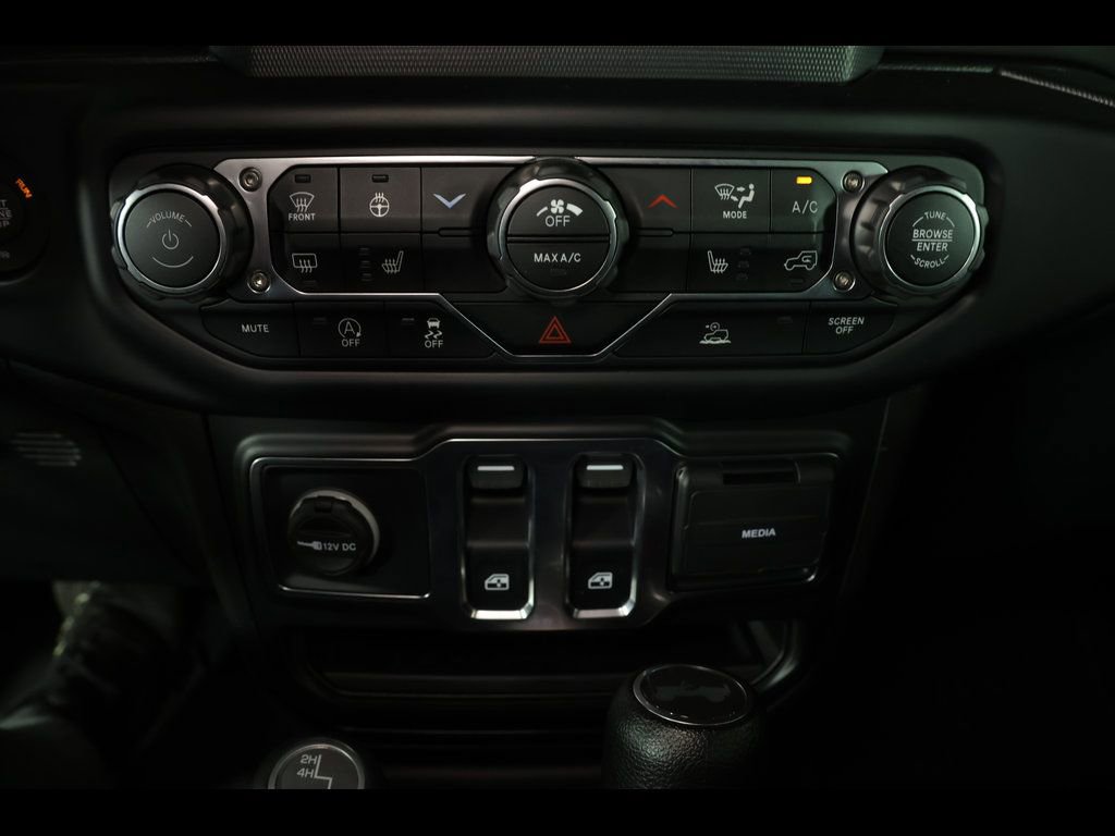 Used 2022 Jeep Wrangler Sport S image 23