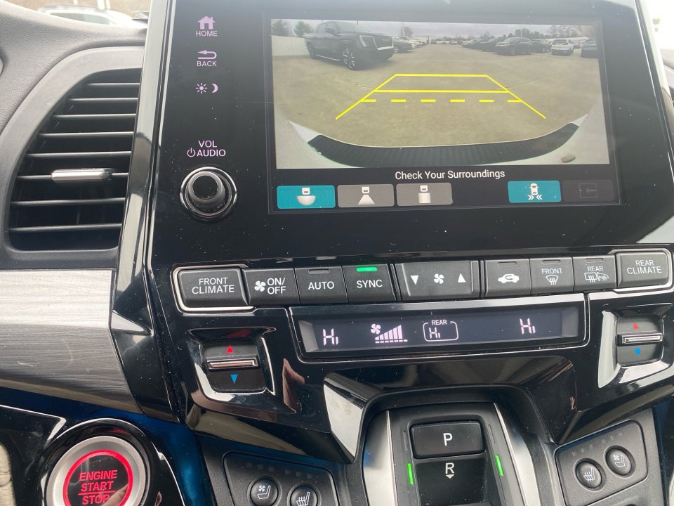 Used 2023 Honda Odyssey Elite image 23