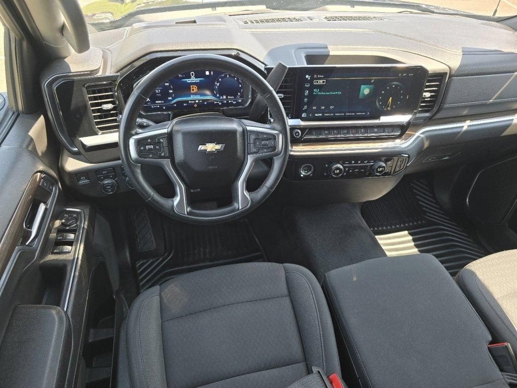Used 2023 Chevrolet Silverado 1500 LT AWD/4WD image 24