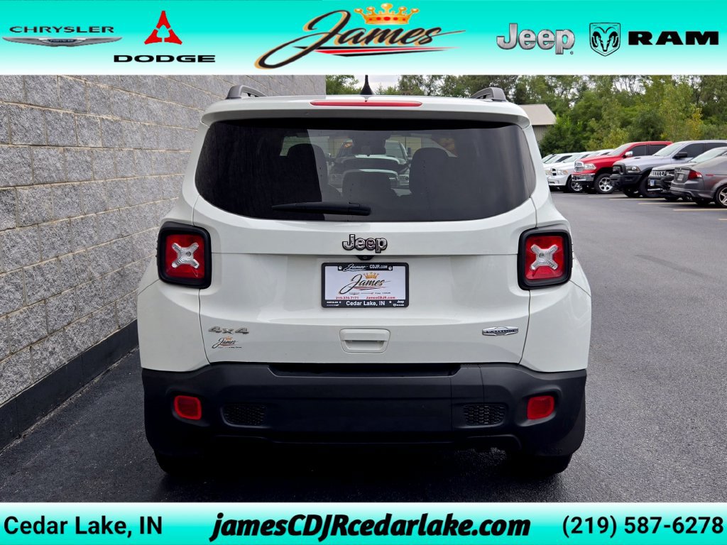 Used 2019 Jeep Renegade Latitude w/ Cold Weather Group AWD/4WD image 4