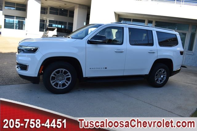 Used 2024 Jeep Wagoneer 4WD image 6