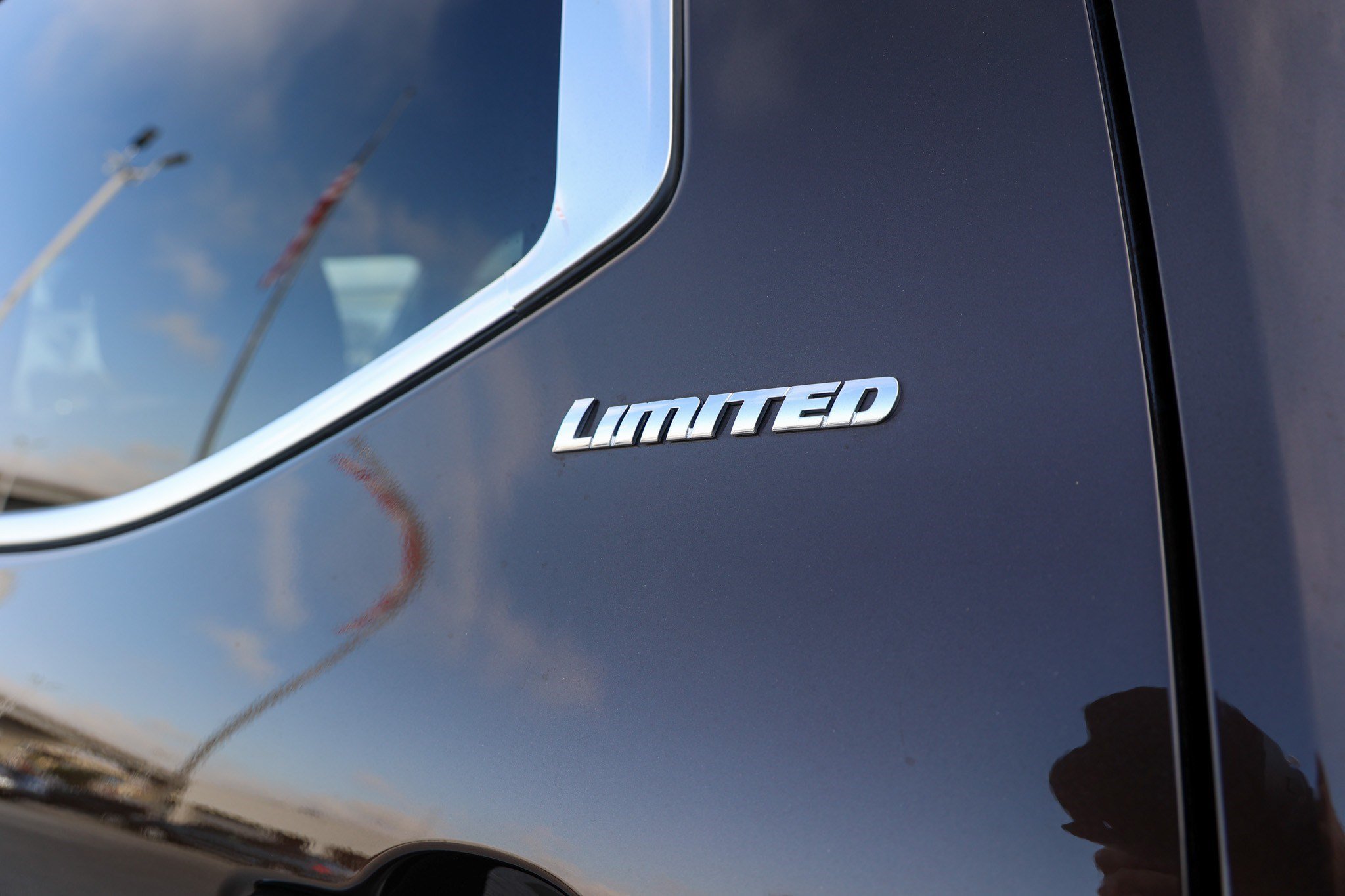 Used 2024 Toyota Tundra Limited w/ Power Package AWD/4WD image 14