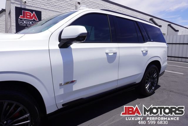 Used 2023 Cadillac Escalade V AWD/4WD image 19