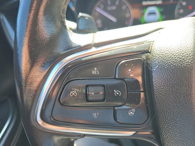 Used 2021 Buick Envision Essence w/ Sport Touring Package FWD image 27