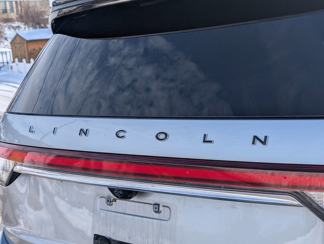 Used 2023 Lincoln Aviator Black Label w/ Jet Package image 34