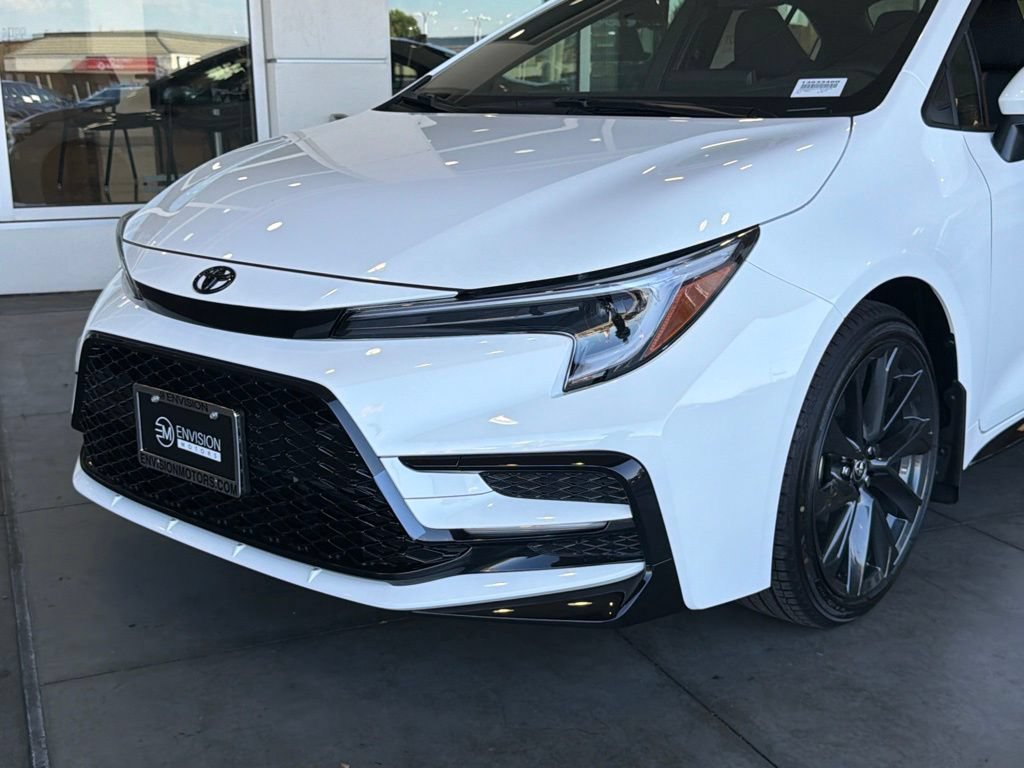 New 2026 Toyota Corolla SE FWD image 3