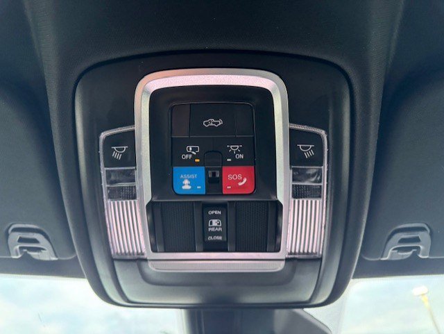 Used 2025 RAM 1500 Laramie w/ Sport Appearance Package image 19