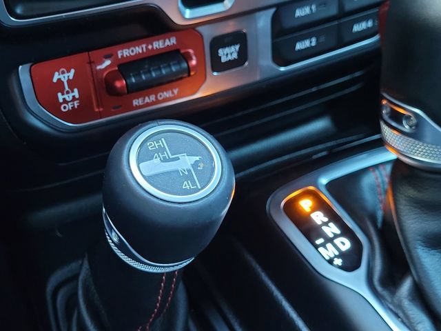 Used 2018 Jeep Wrangler Unlimited Rubicon AWD/4WD image 13