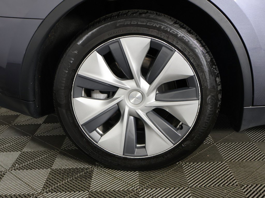 Used 2023 Tesla Model Y Long Range image 20
