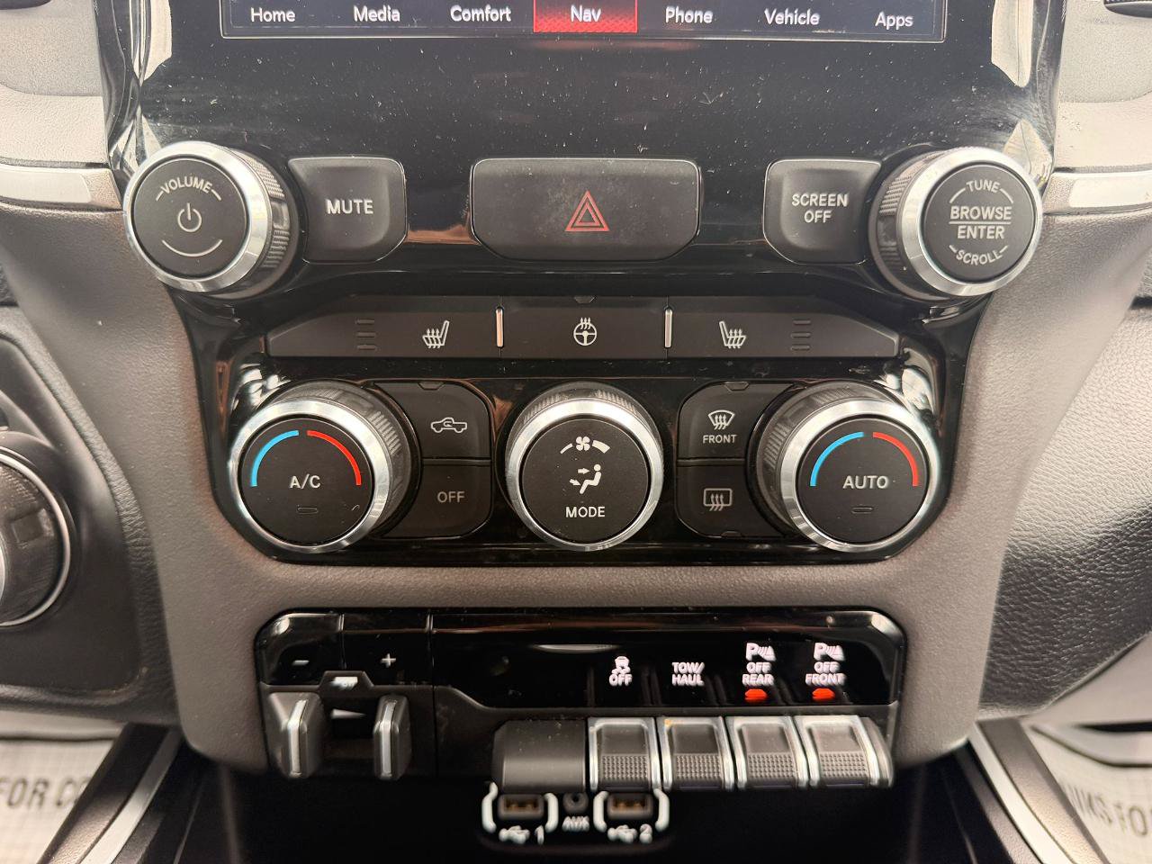 Used 2022 RAM 2500 Big Horn w/ Level A Equipment Group AWD/4WD image 19