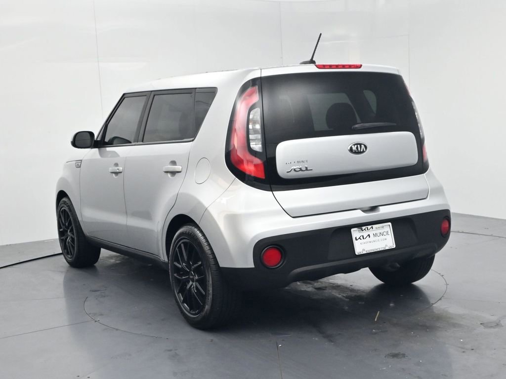 Used 2017 Kia Soul image 6