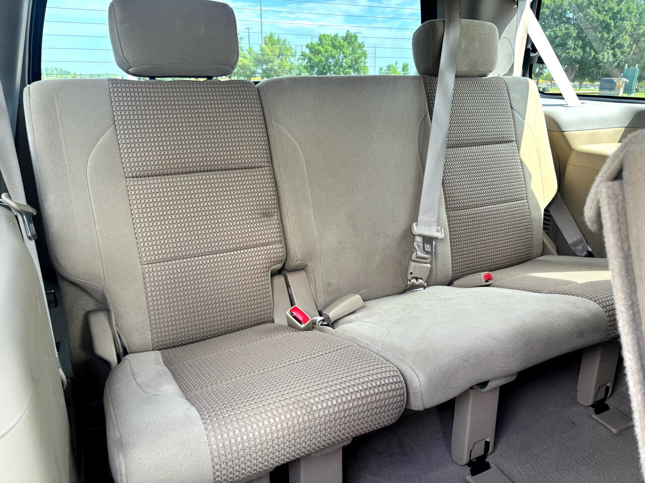 Used 2011 Nissan Armada SV image 14