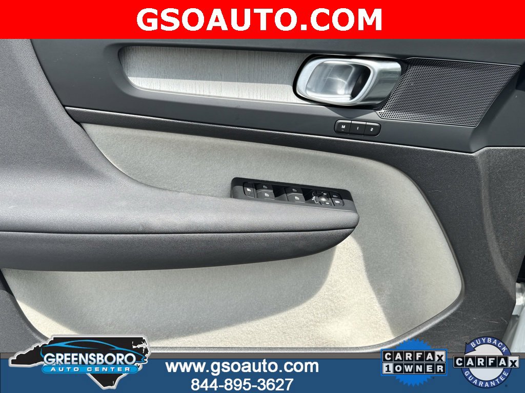 Used 2024 Volvo XC40 B5 Plus w/ Protection Package Premier image 12