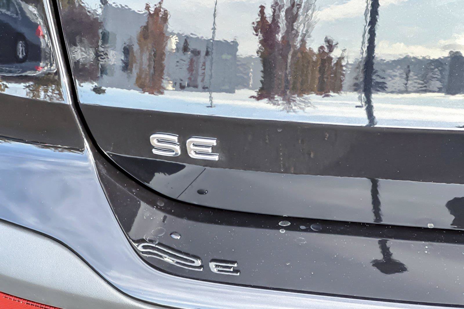 New 2026 Volkswagen Taos SE AWD/4WD image 25