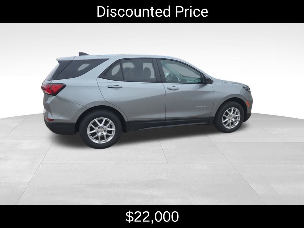 Certified 2024 Chevrolet Equinox LS w/ LS Convenience Package image 3