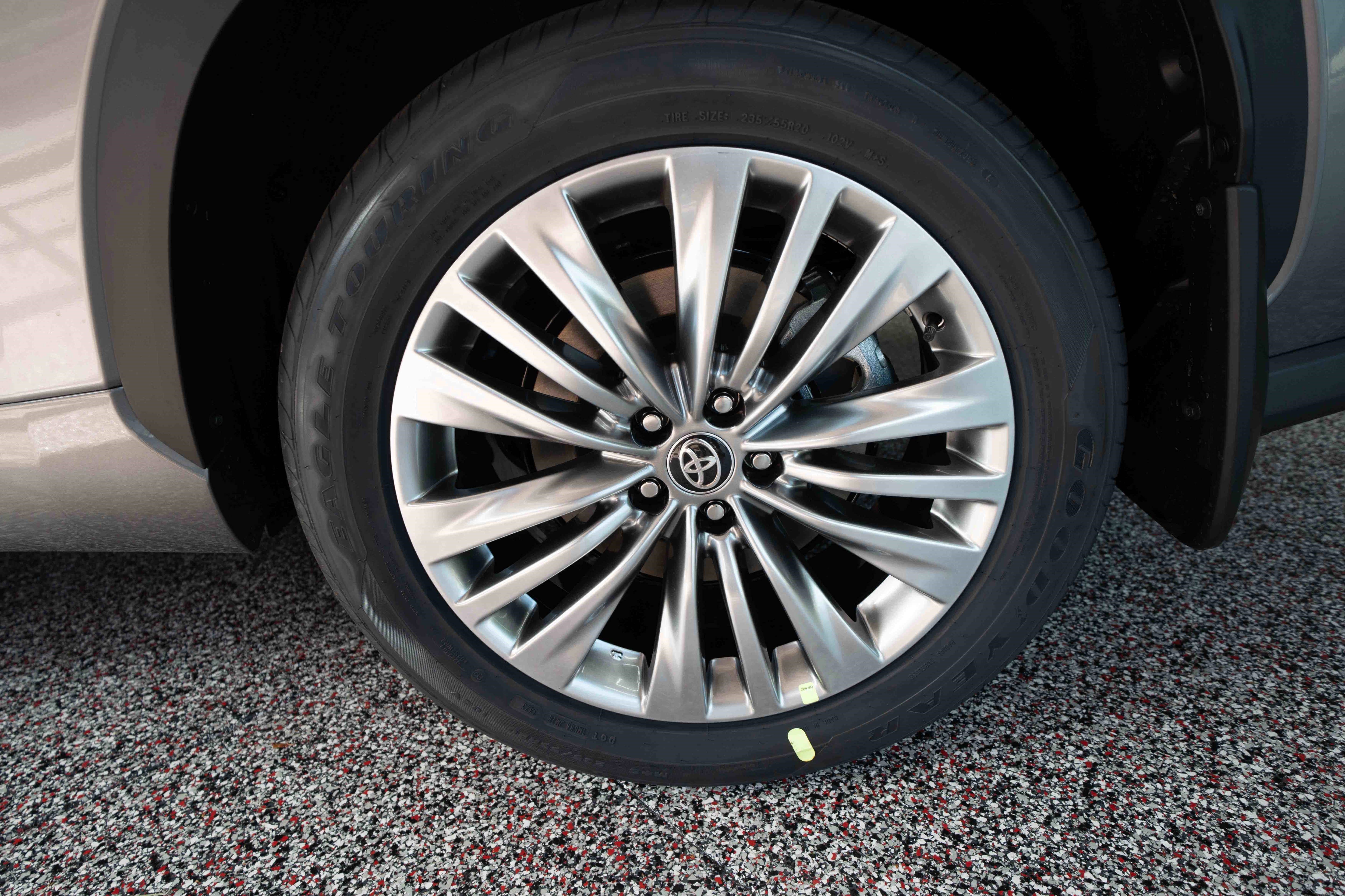 New 2026 Toyota Highlander Platinum image 30