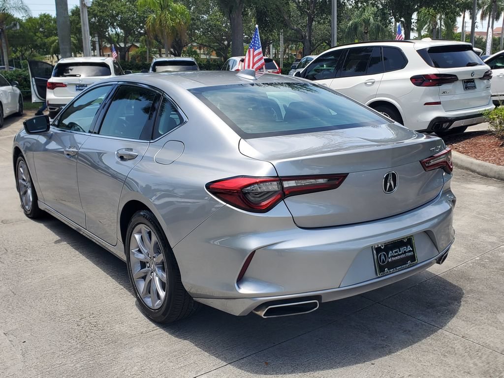 Used 2023 Acura TLX FWD image 5