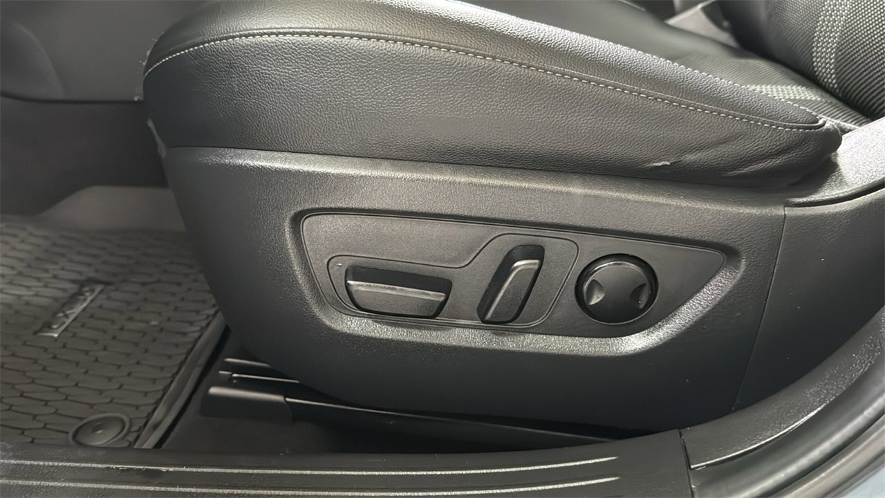 Used 2023 MAZDA CX-50 2.5 S w/ Cargo Package image 14