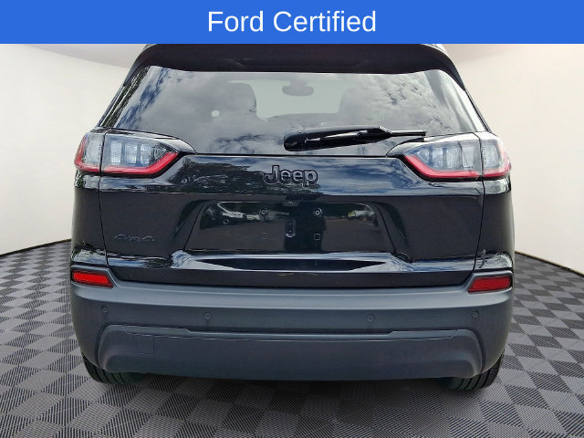 Used 2019 Jeep Cherokee Latitude Plus AWD/4WD image 5