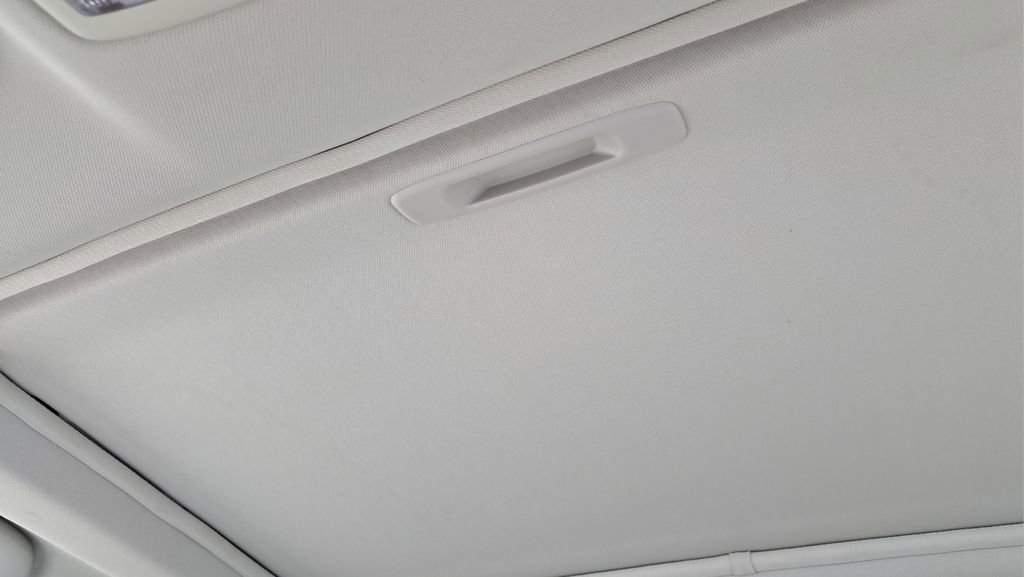 Used 2012 MAZDA CX-9 Grand Touring w/ Moonroof & Bose Audio Pkg image 19