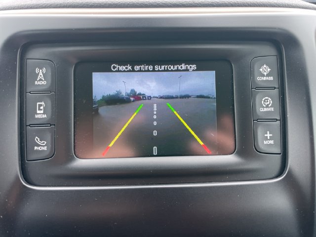 Used 2016 Jeep Cherokee Latitude w/ Cold Weather Group AWD/4WD image 11