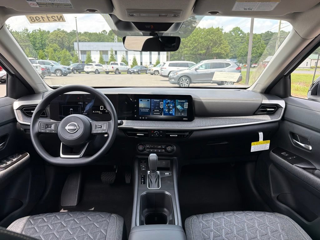 New 2026 Nissan Kicks SV w/ Interior Electronics Package FWD image 6