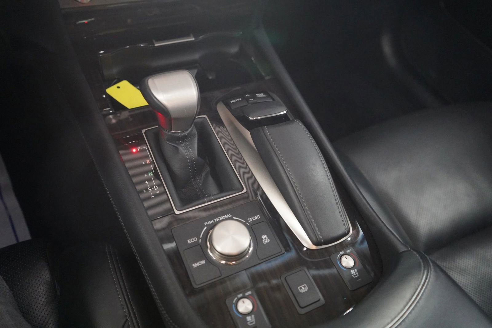 Used 2014 Lexus LS 460 RWD image 11