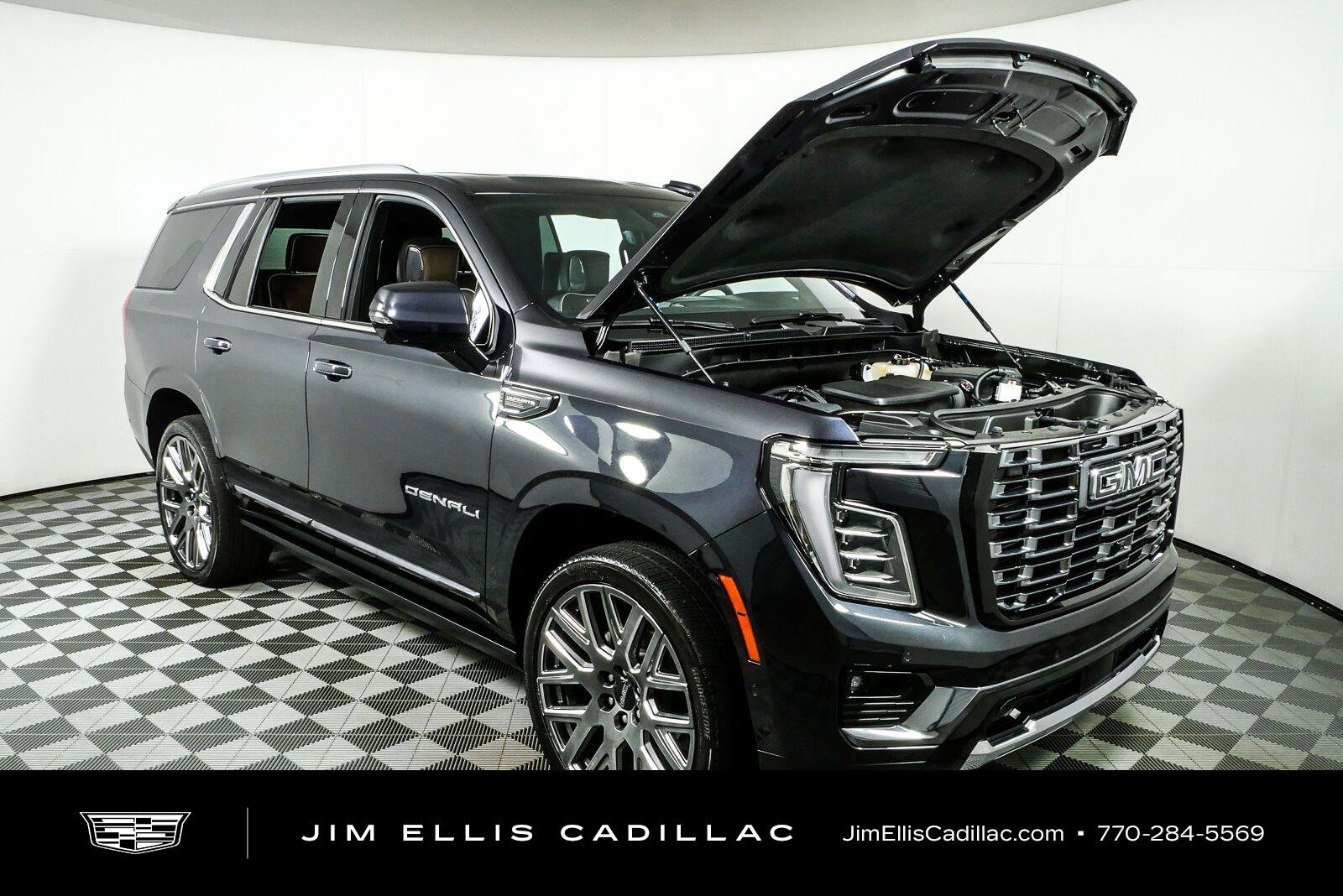 Used 2025 GMC Yukon Denali Ultimate AWD/4WD image 38