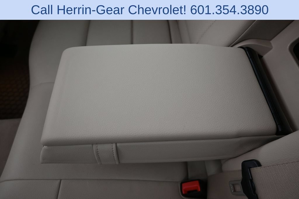 Used 2015 Mercedes-Benz E 350 Sedan image 17