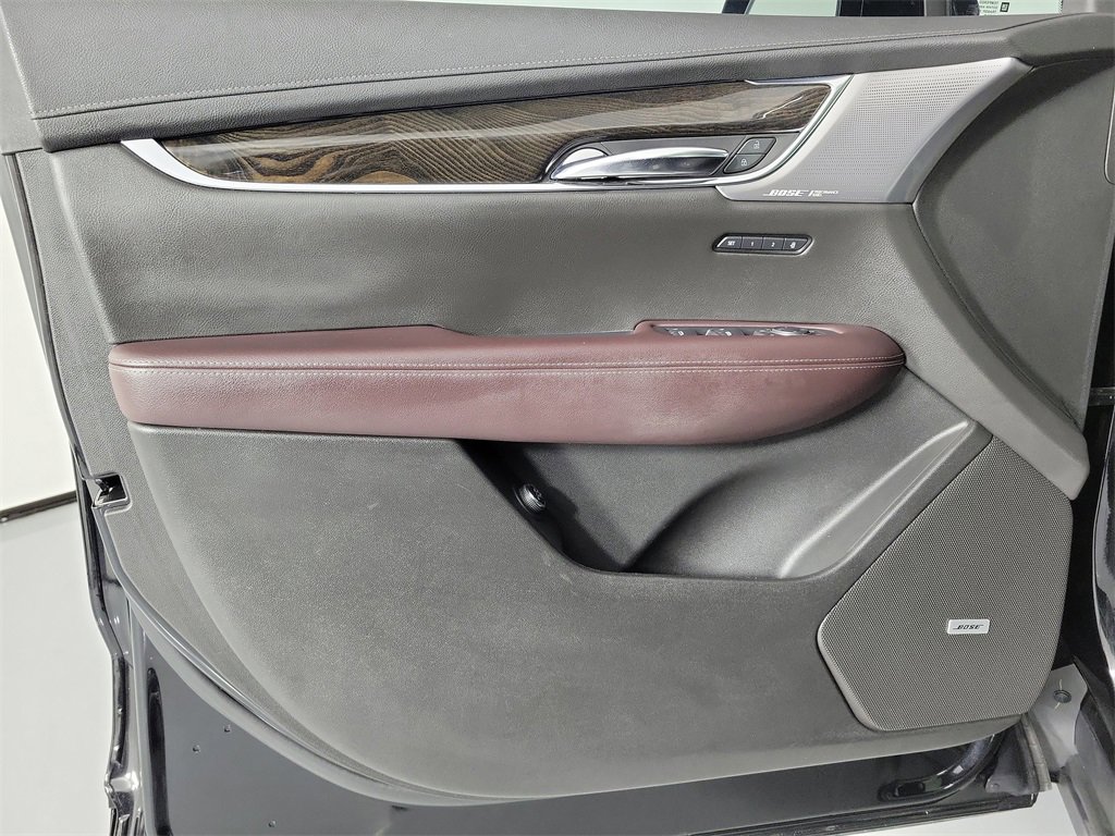 Used 2021 Cadillac XT6 Premium Luxury image 19