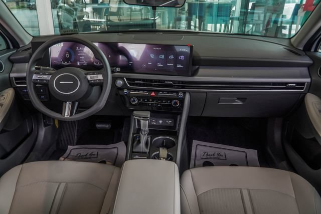 Certified 2025 Hyundai Sonata SE FWD image 5