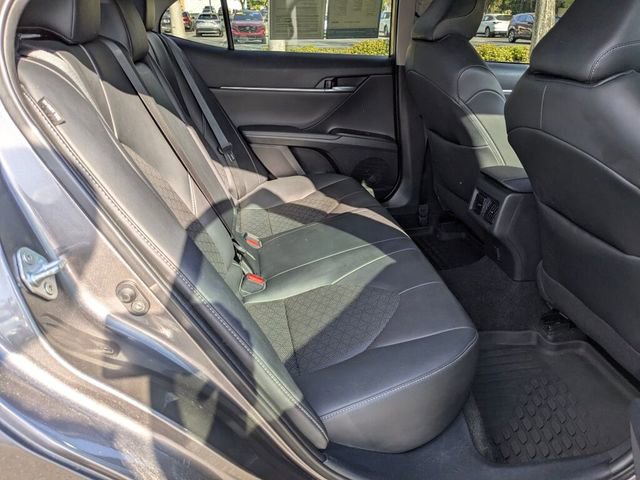 Used 2022 Toyota Camry XSE image 32