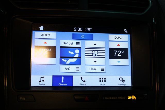 Used 2019 Ford Explorer XLT w/ Safe & Smart Package image 27