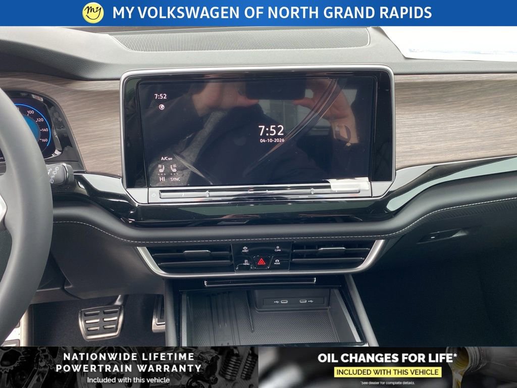 New 2026 Volkswagen Atlas SEL Premium R-Line image 14