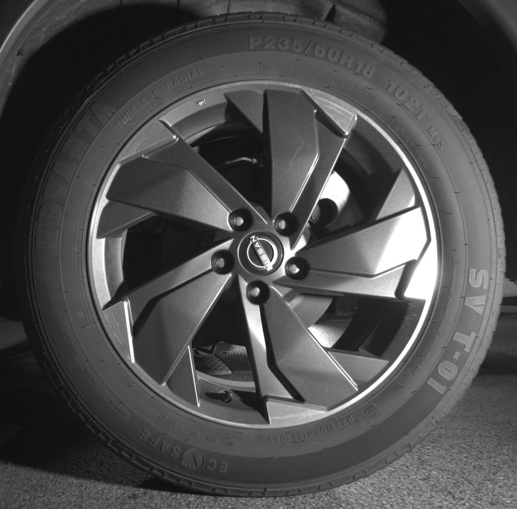 Used 2025 Nissan Rogue SV AWD/4WD image 27