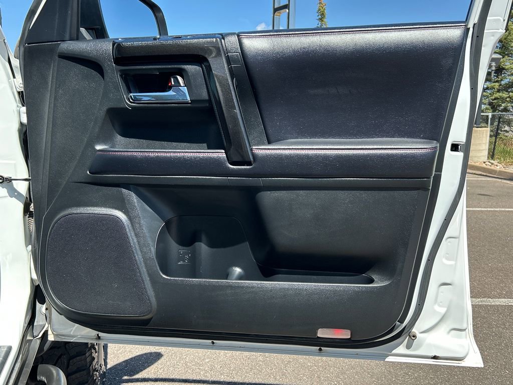 Used 2019 Toyota 4Runner TRD Off-Road Premium AWD/4WD image 31